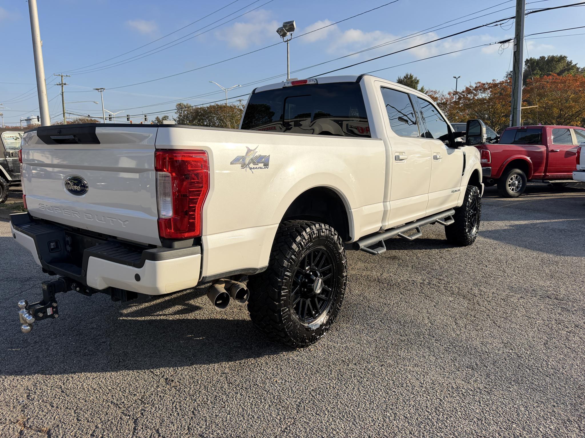 Ford Super Duty F-250 SRW Lariat 4WD Crew Cab 6.75' Box 2019