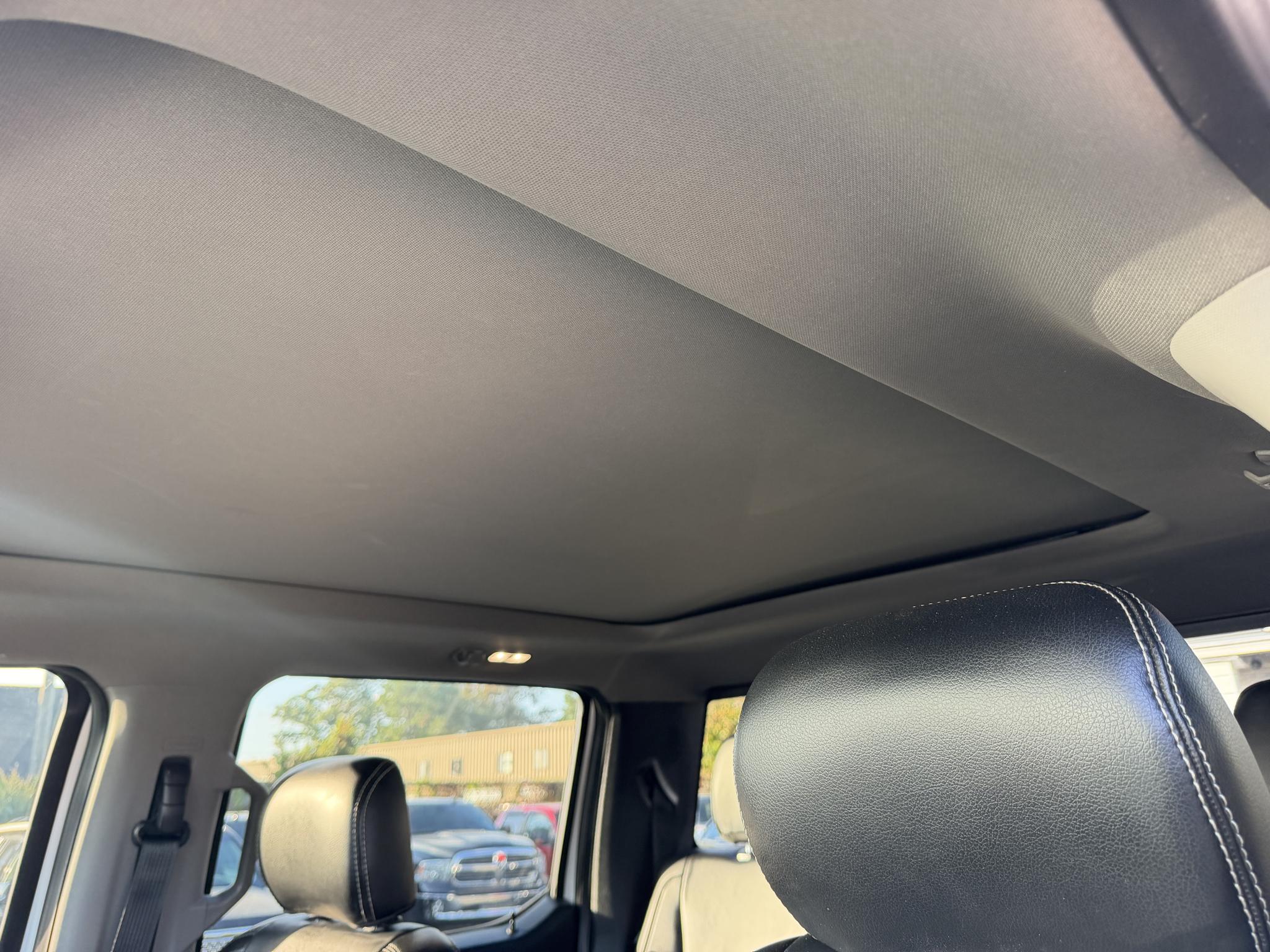 Ford Super Duty F-250 SRW Lariat 4WD Crew Cab 6.75' Box 2019