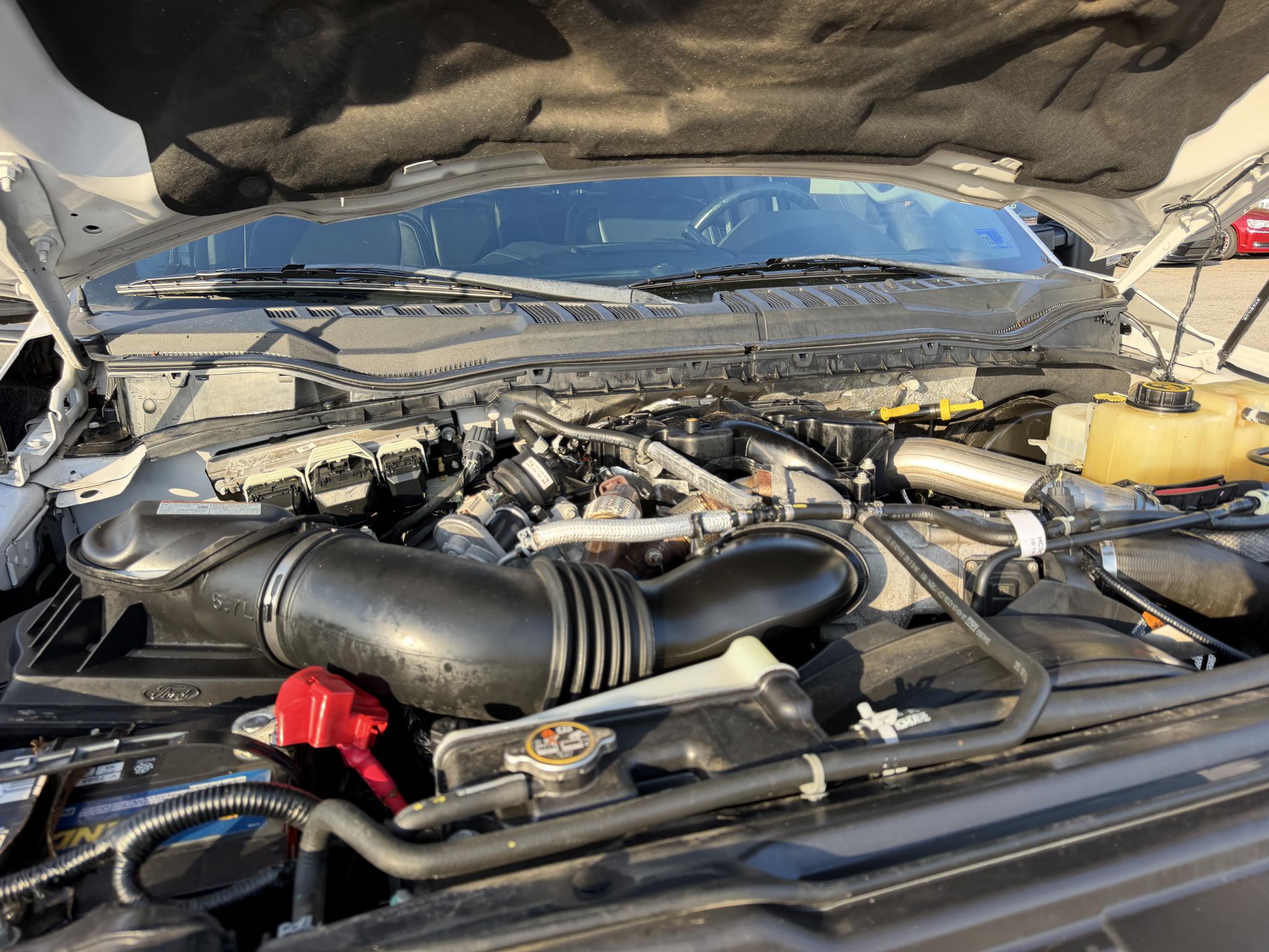 Ford Super Duty F-250 SRW Lariat 4WD Crew Cab 6.75' Box 2019