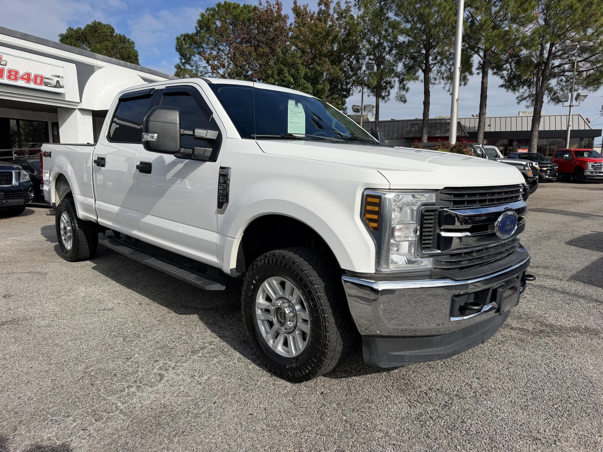 Ford Super Duty F-250 SRW XLT 4WD Crew Cab 6.75' Box 2019
