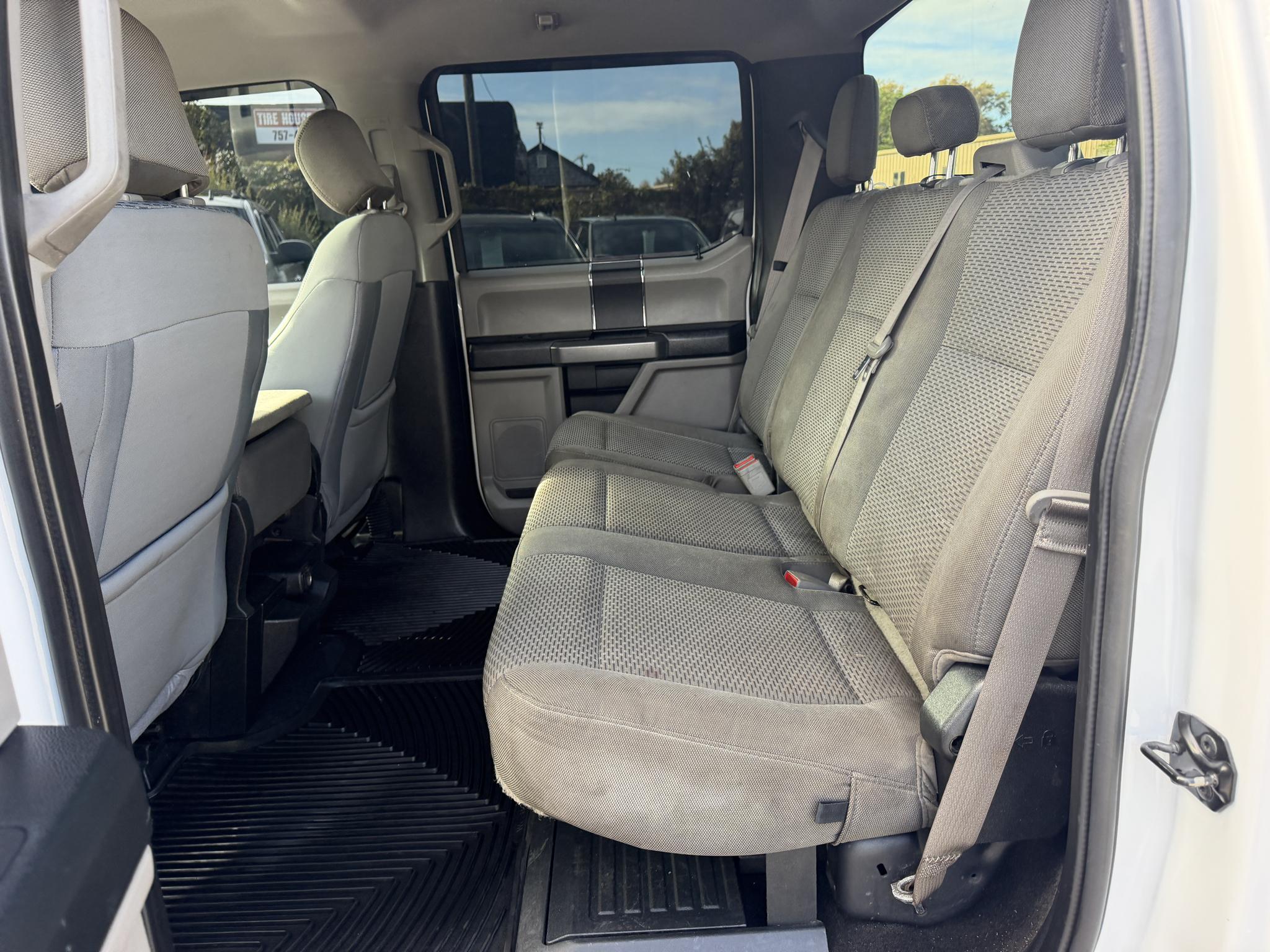 Ford Super Duty F-250 SRW XLT 4WD Crew Cab 6.75' Box 2019