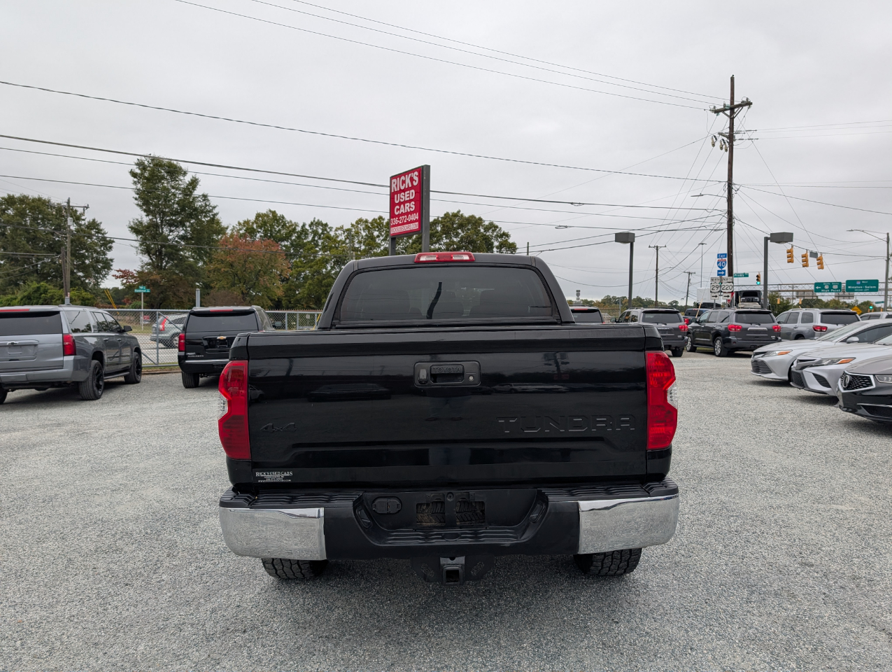 2015 Toyota Tundra SR5 CrewMax photo 4