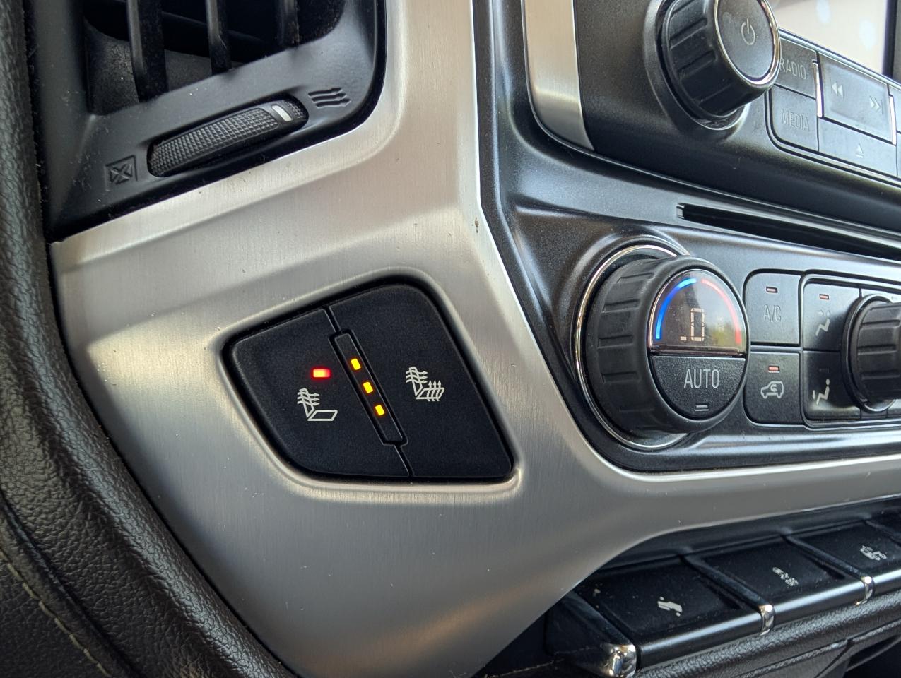 GMC Sierra 1500 SLT Crew Cab 4WD 2014