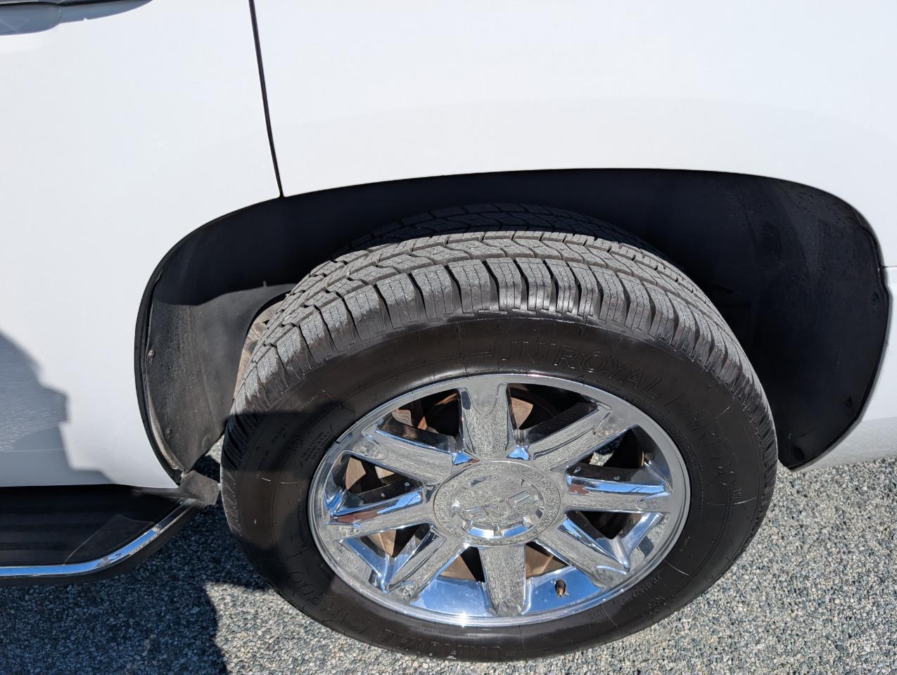GMC Yukon Denali 2013