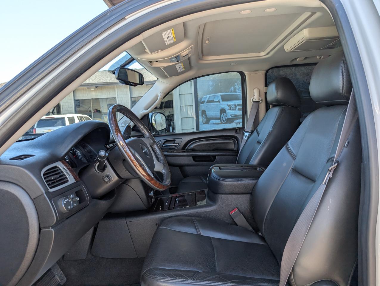 GMC Yukon Denali 2013