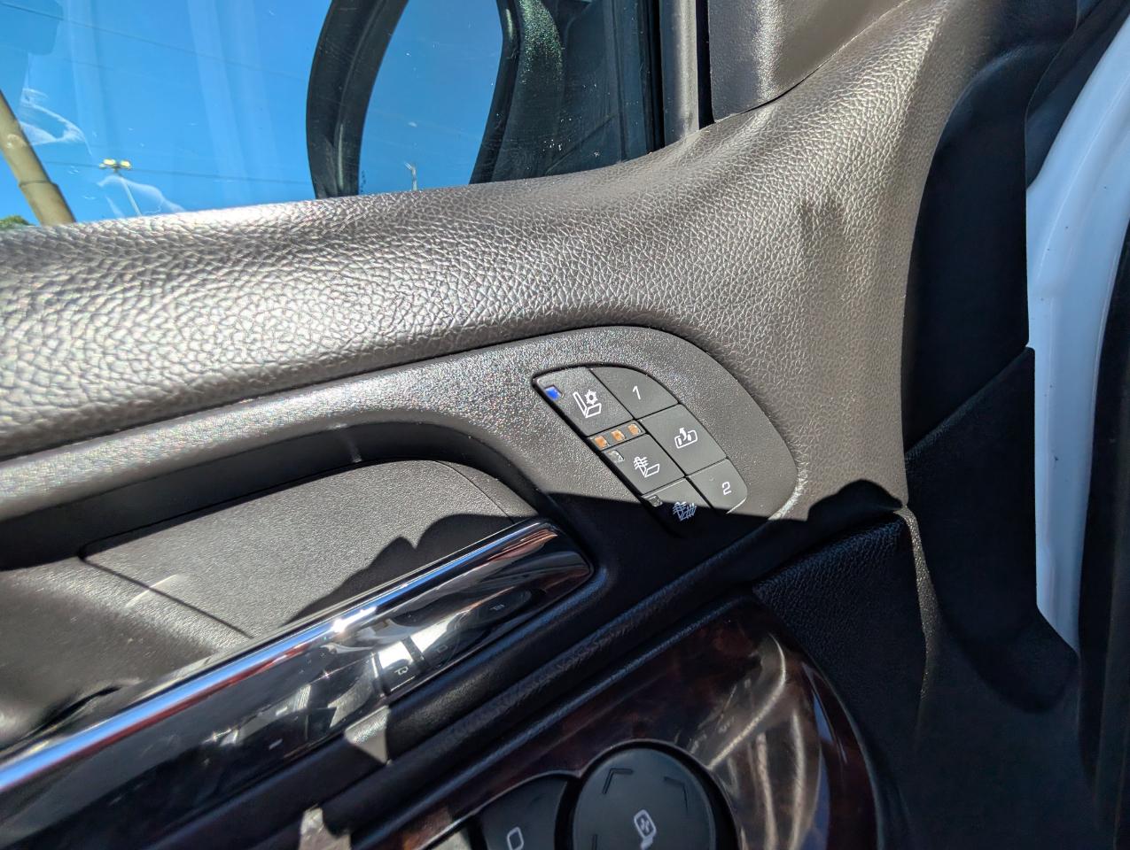 GMC Yukon Denali 2013