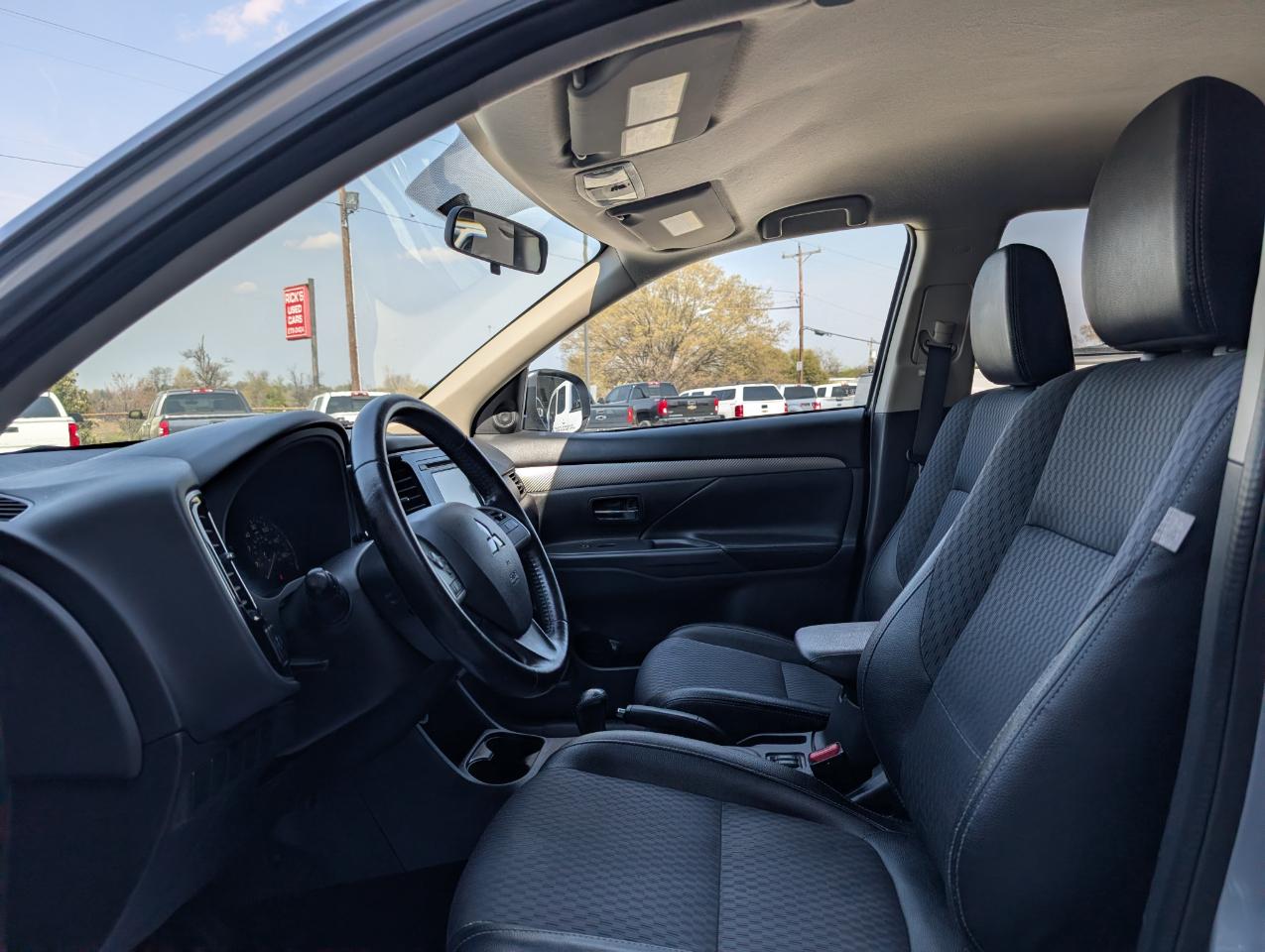 Mitsubishi Outlander SE 2015