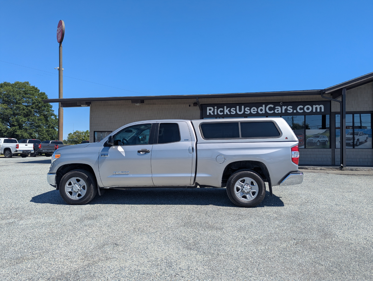 Toyota Tundra SR5 Double Cab 4WD 2016 Toyota Tundra SR5 Double Cab 4WD 2016