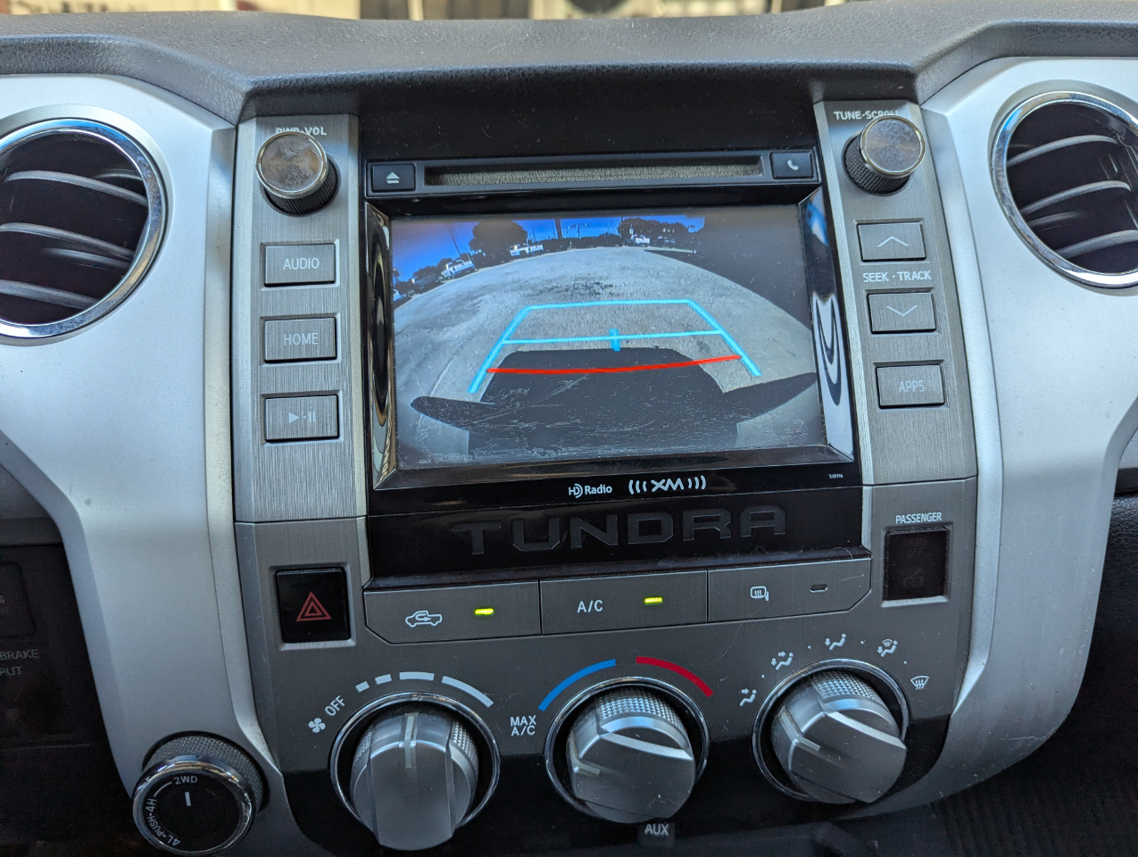 Toyota Tundra SR5 Double Cab 4WD 2016 Toyota Tundra SR5 Double Cab 4WD 2016