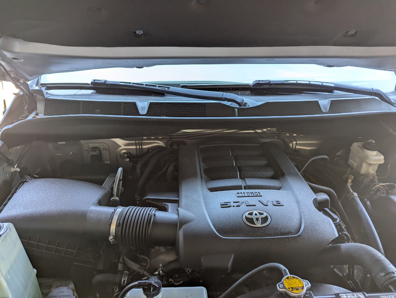 Toyota Tundra SR5 Double Cab 4WD 2016 Toyota Tundra SR5 Double Cab 4WD 2016