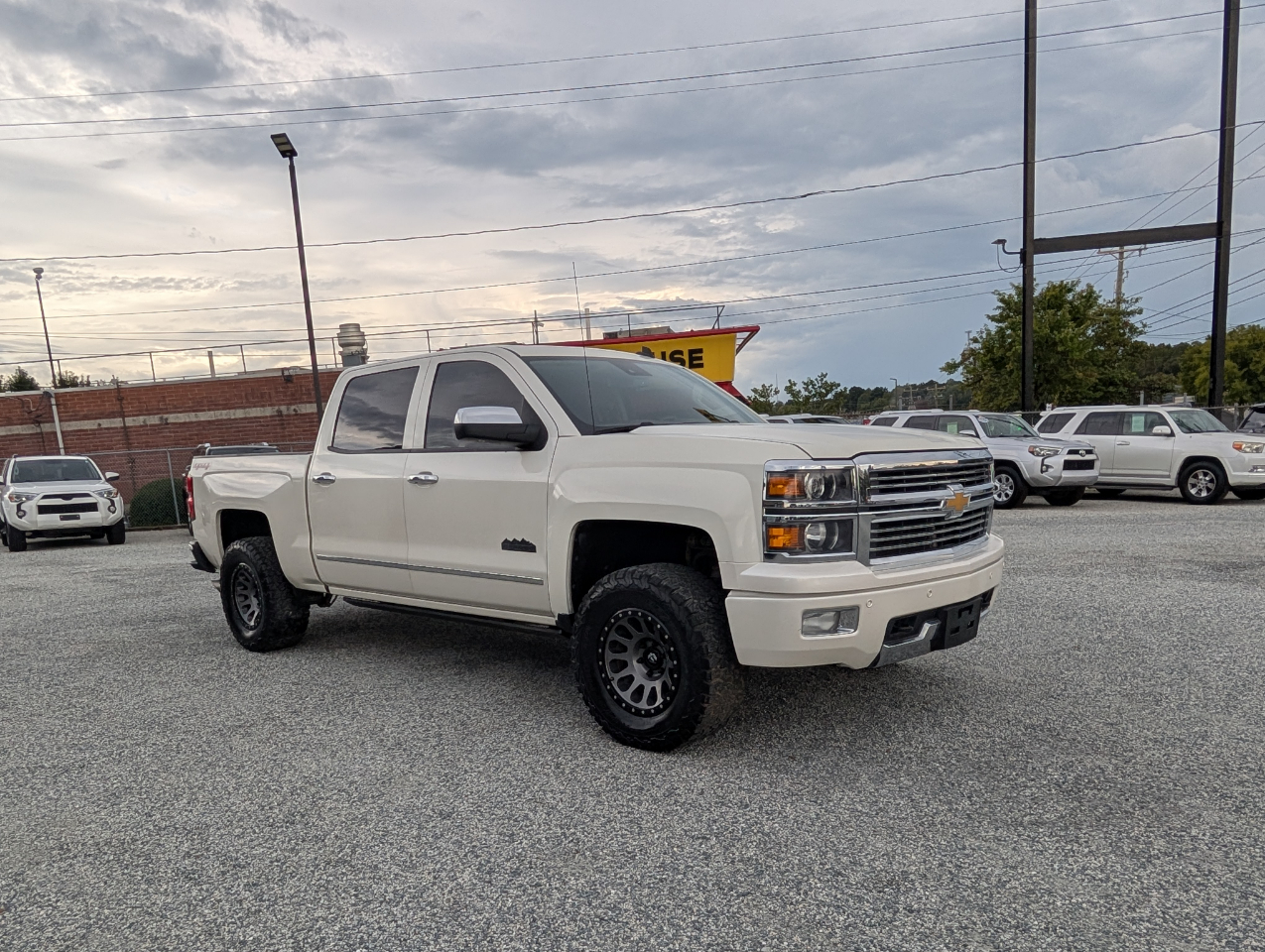 2014 Chevrolet Silverado 1500 High Country photo 3