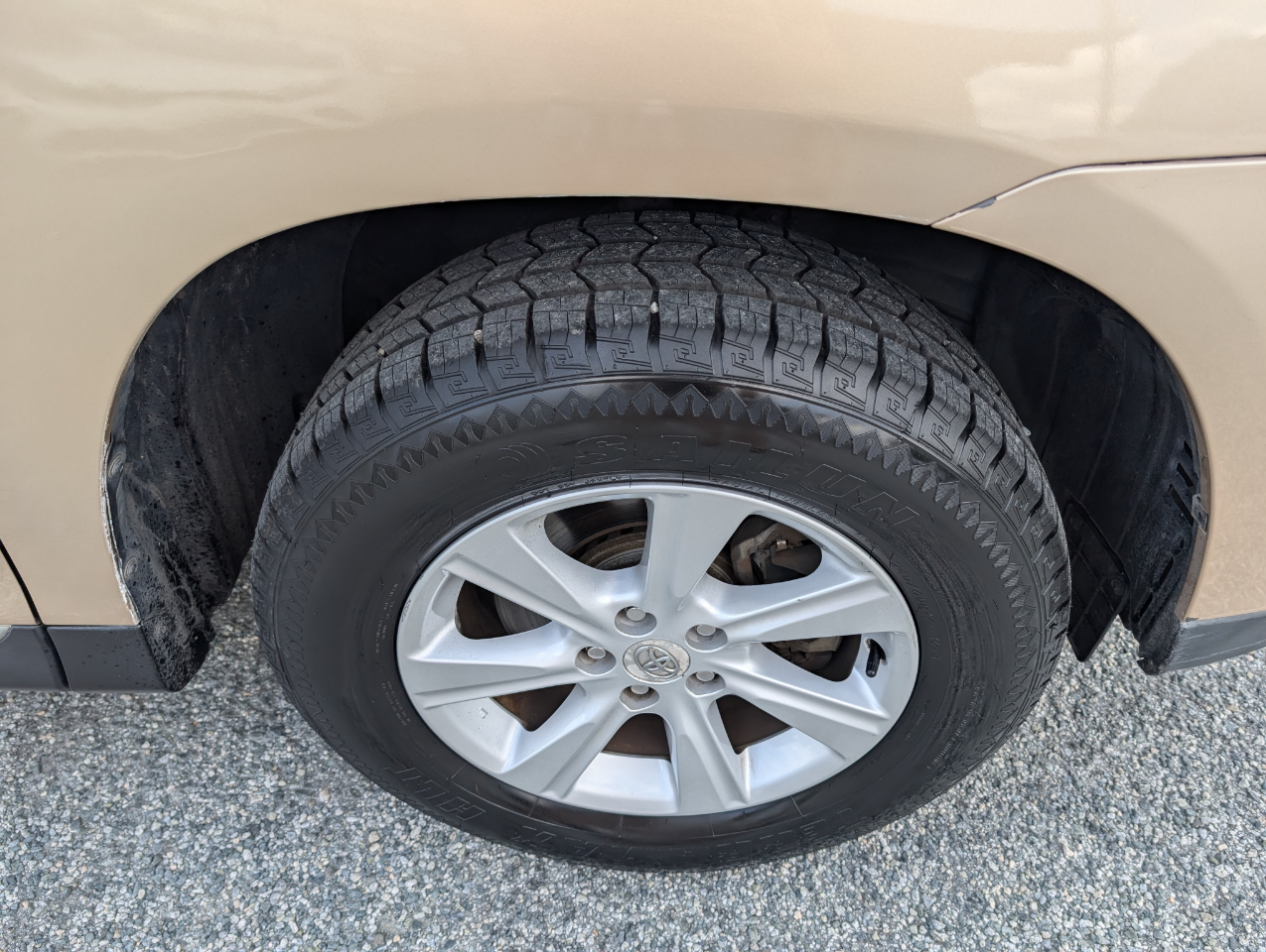 2011 Toyota Highlander Hybrid Base SE photo 4