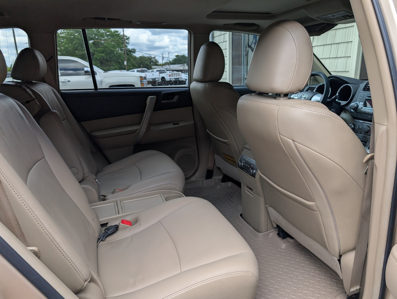2011 Toyota Highlander Hybrid Base SE photo 18