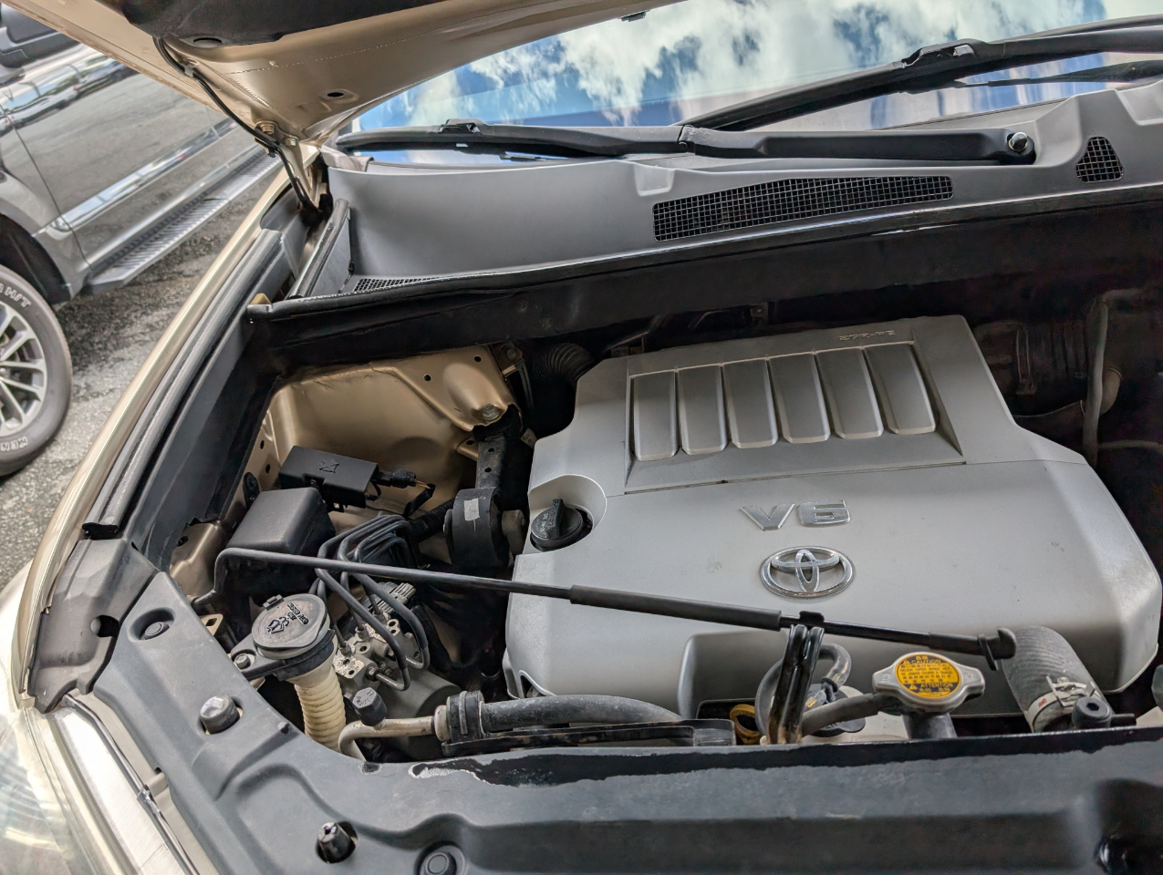 2011 Toyota Highlander Hybrid Base SE photo 21