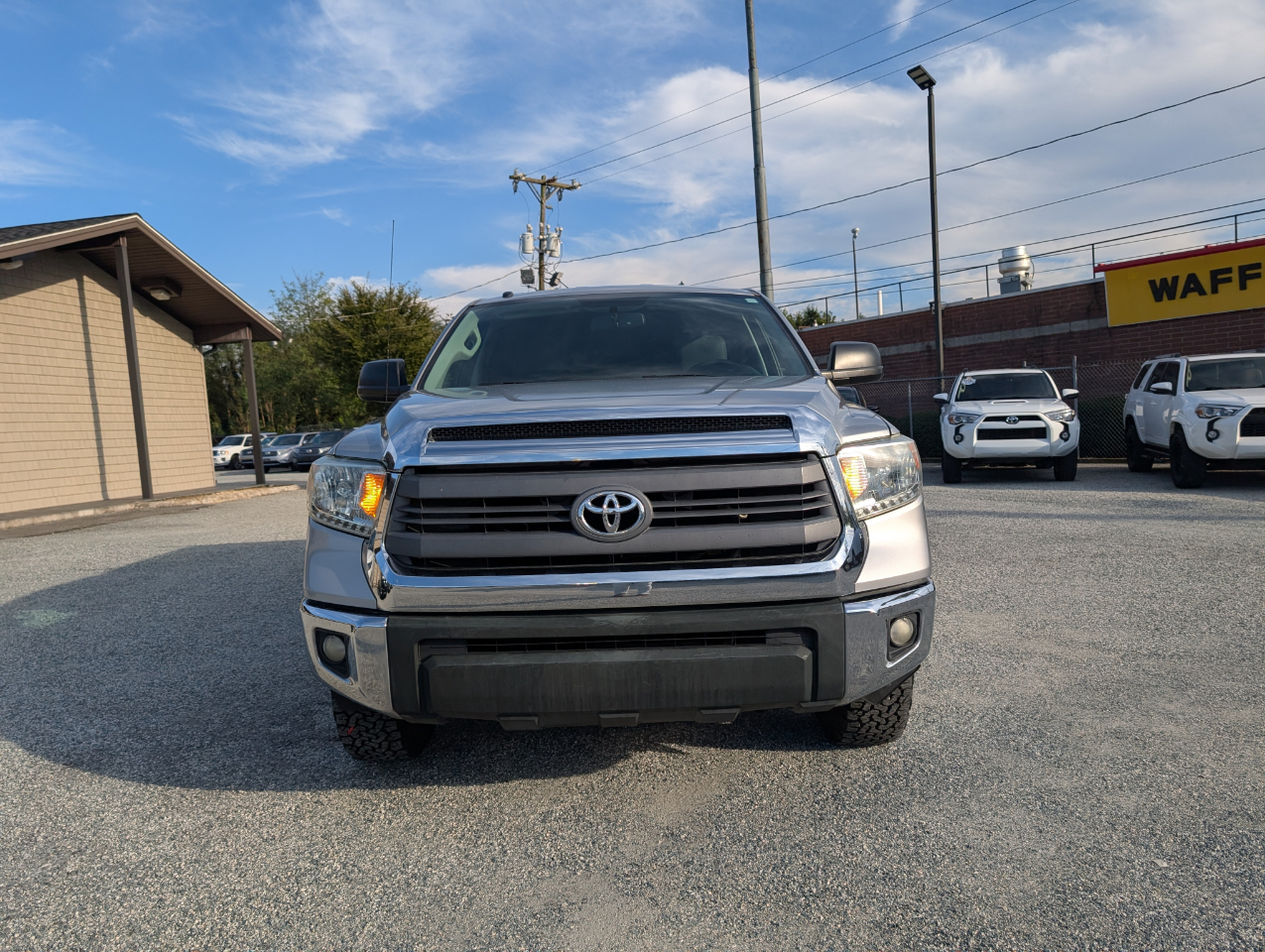 2014 Toyota Tundra SR5 Double Cab photo 2