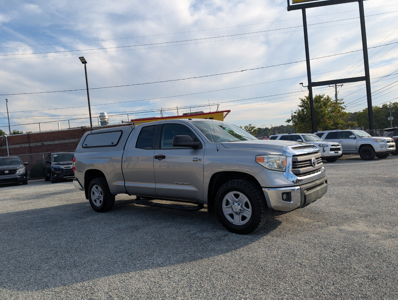 2014 Toyota Tundra SR5 Double Cab photo 3
