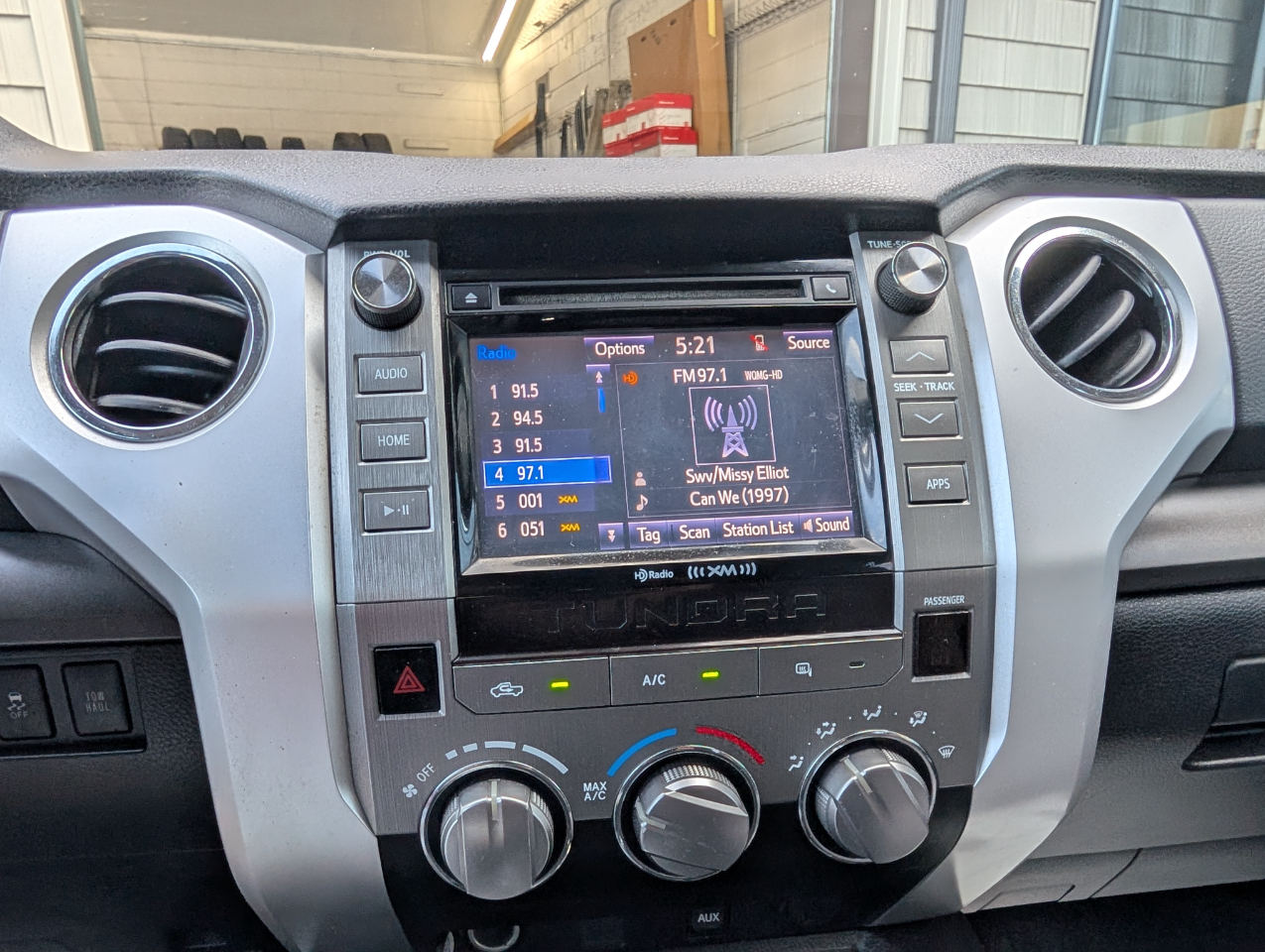 2014 Toyota Tundra SR5 Double Cab photo 18