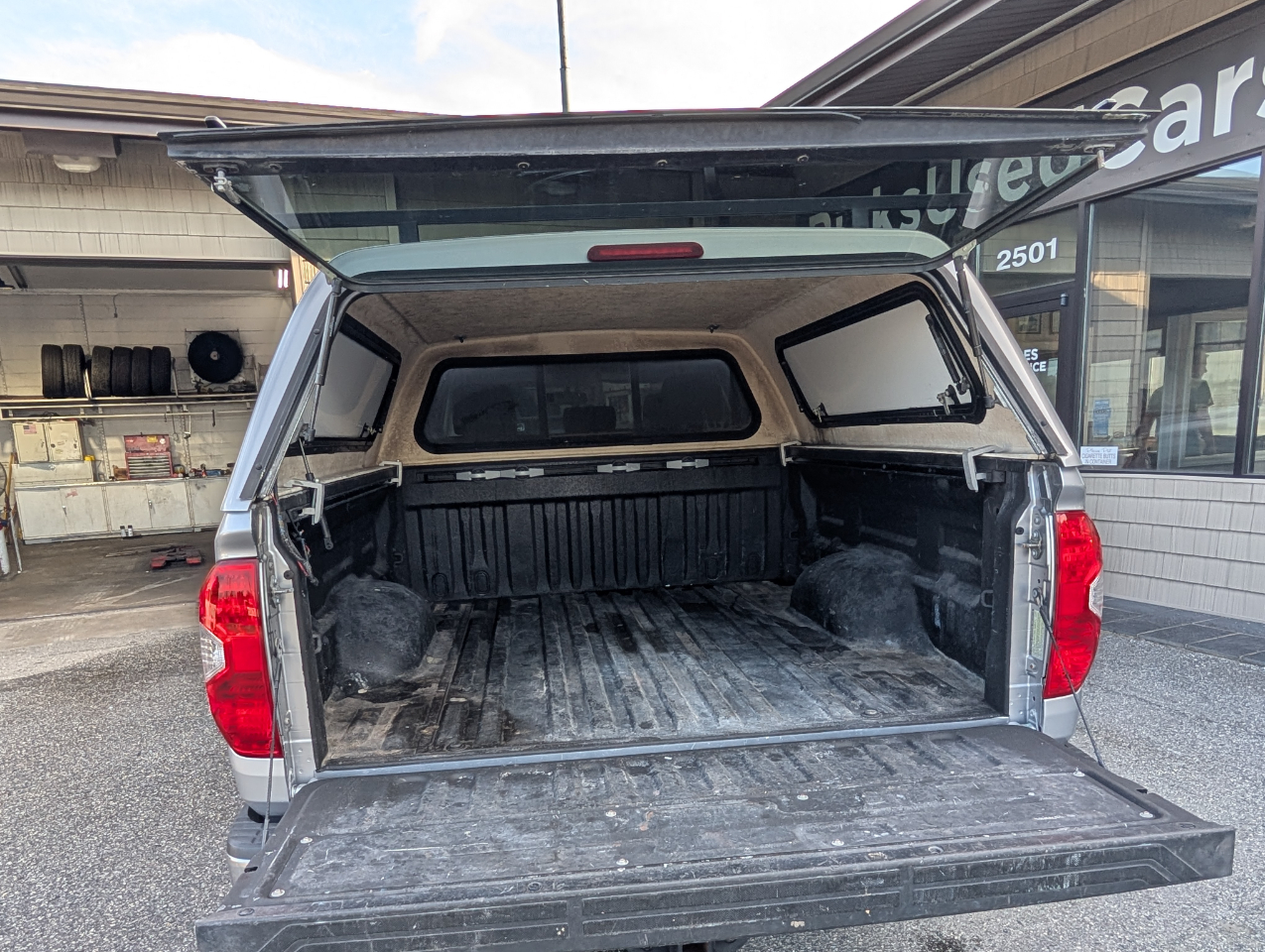 2014 Toyota Tundra SR5 Double Cab photo 23