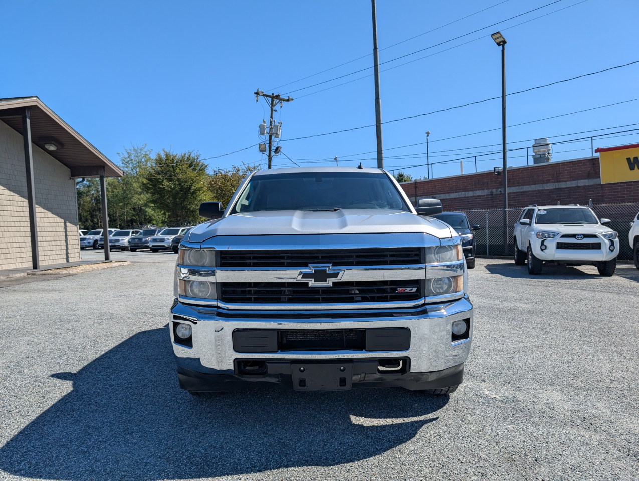 2015 Chevrolet Silverado 2500HD LT photo 2