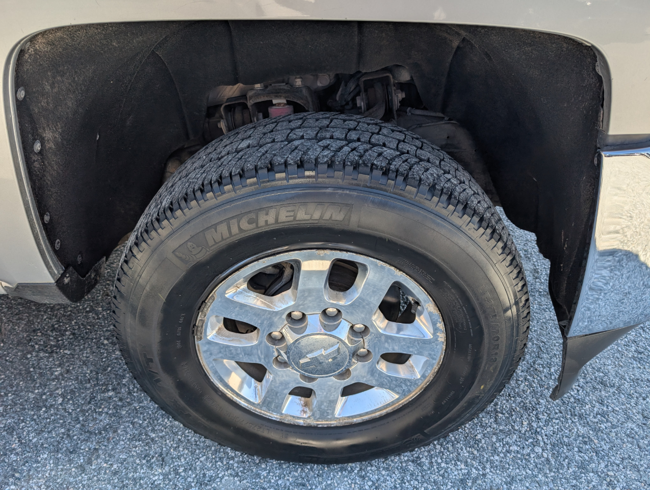 2015 Chevrolet Silverado 2500HD LT photo 4