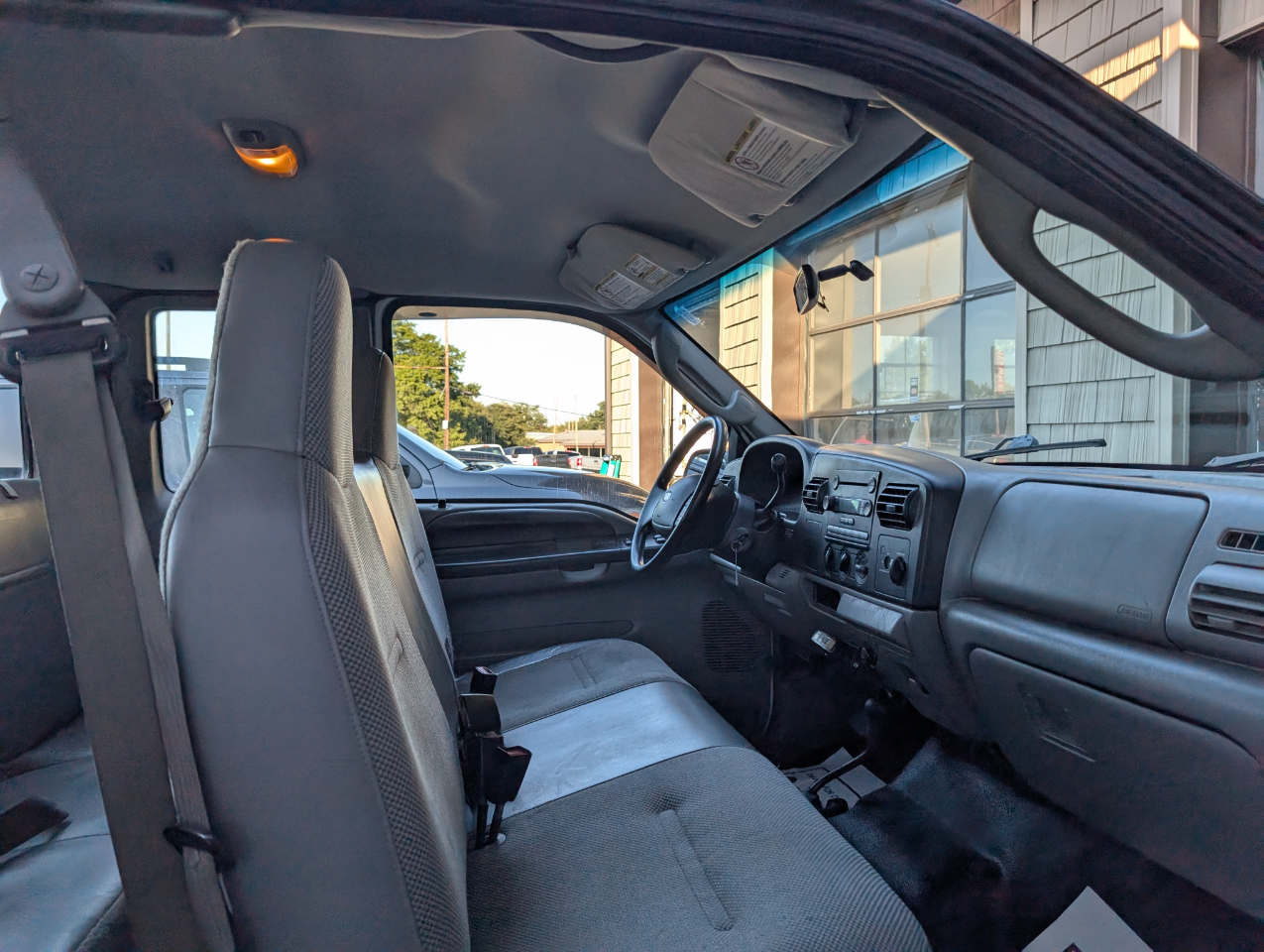 2006 Ford F-250 XL photo 19
