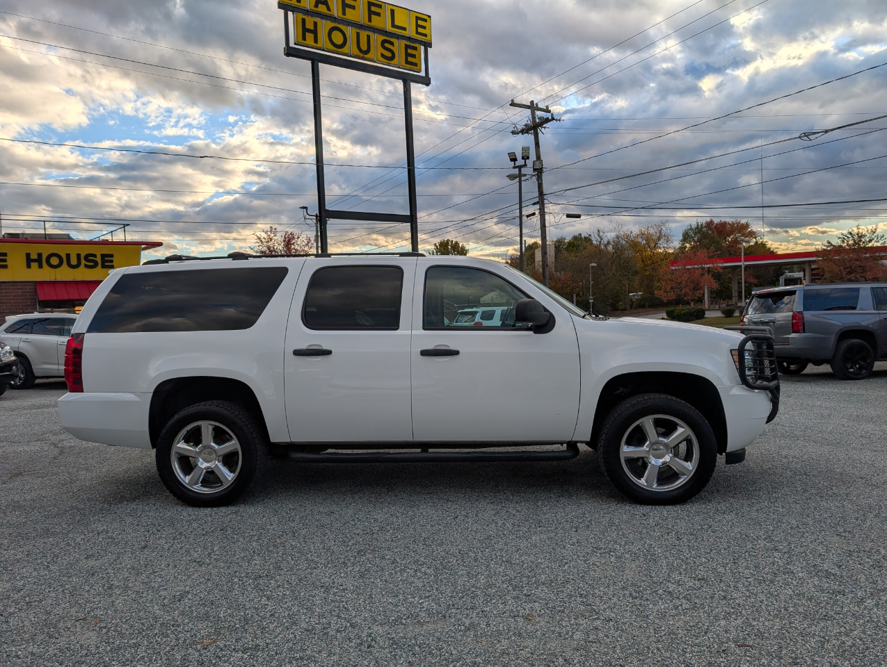 Chevrolet Suburban LS 4WD 2014 Chevrolet Suburban LS 4WD 2014