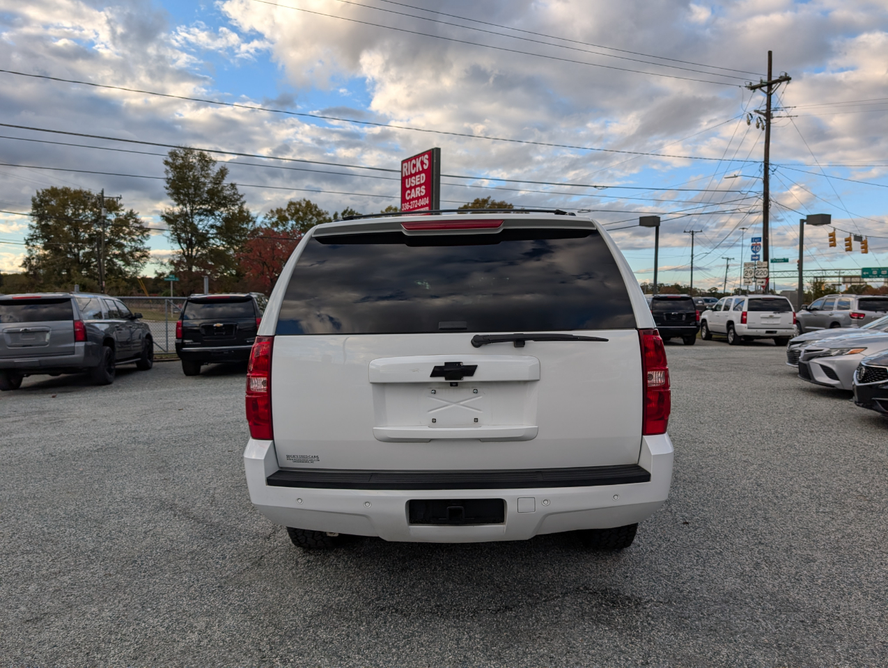 Chevrolet Suburban LS 4WD 2014 Chevrolet Suburban LS 4WD 2014