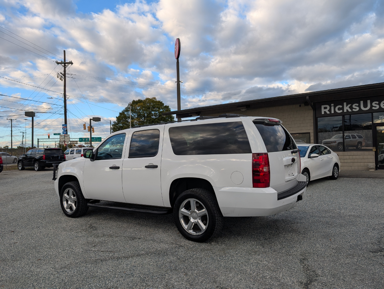 Chevrolet Suburban LS 4WD 2014 Chevrolet Suburban LS 4WD 2014