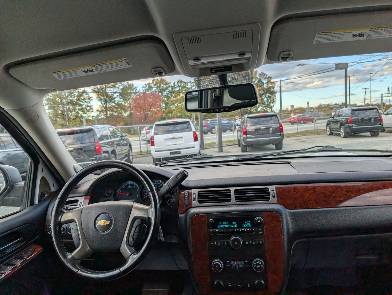 Chevrolet Suburban LS 4WD 2014 Chevrolet Suburban LS 4WD 2014