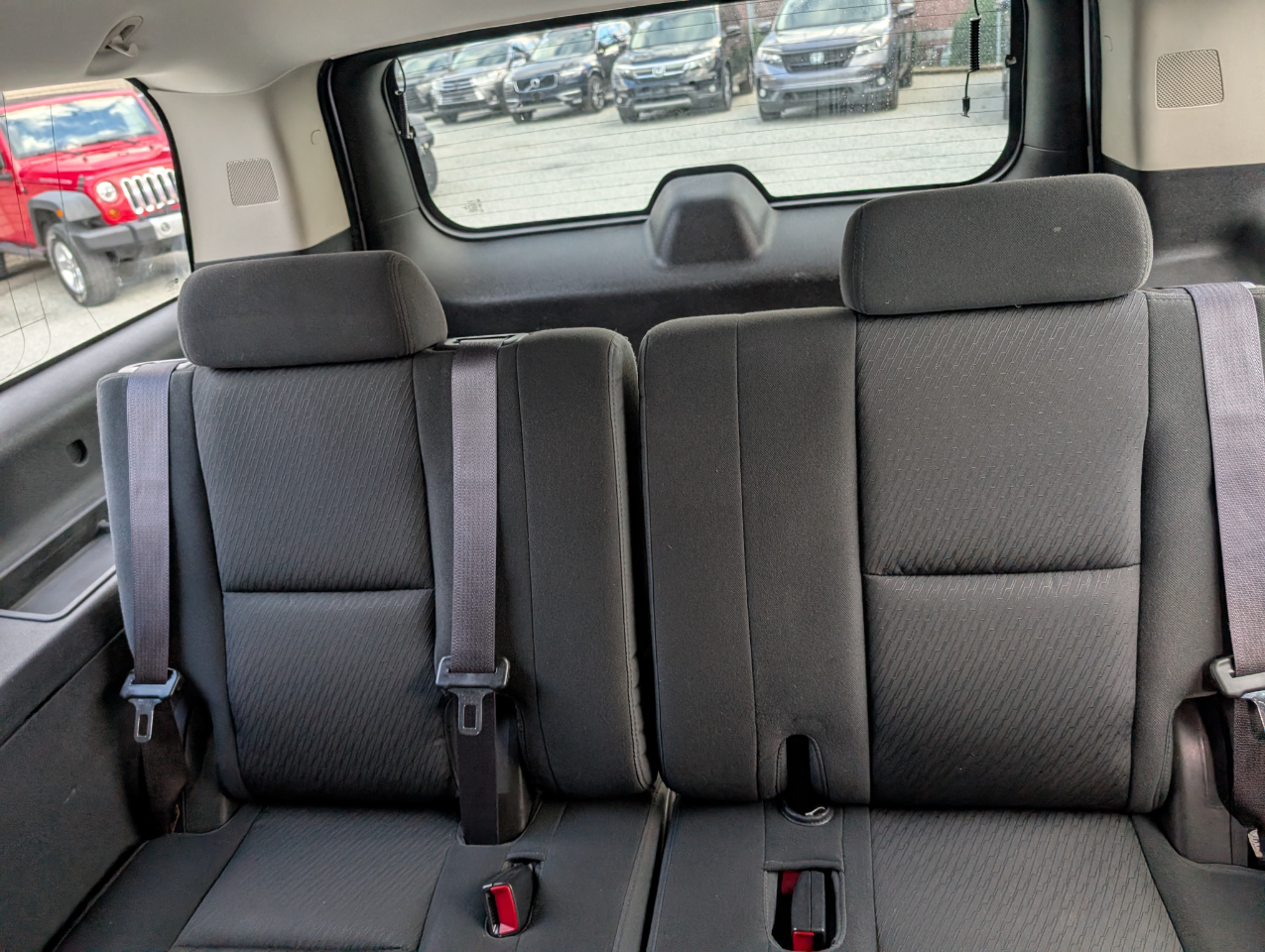 Chevrolet Suburban LS 4WD 2014 Chevrolet Suburban LS 4WD 2014