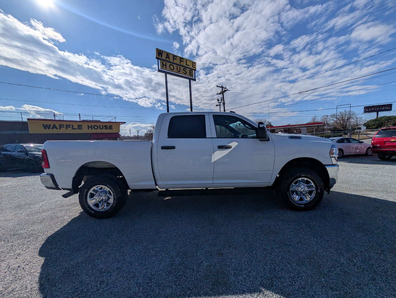 RAM 2500 Tradesman Crew Cab 4WD 2023