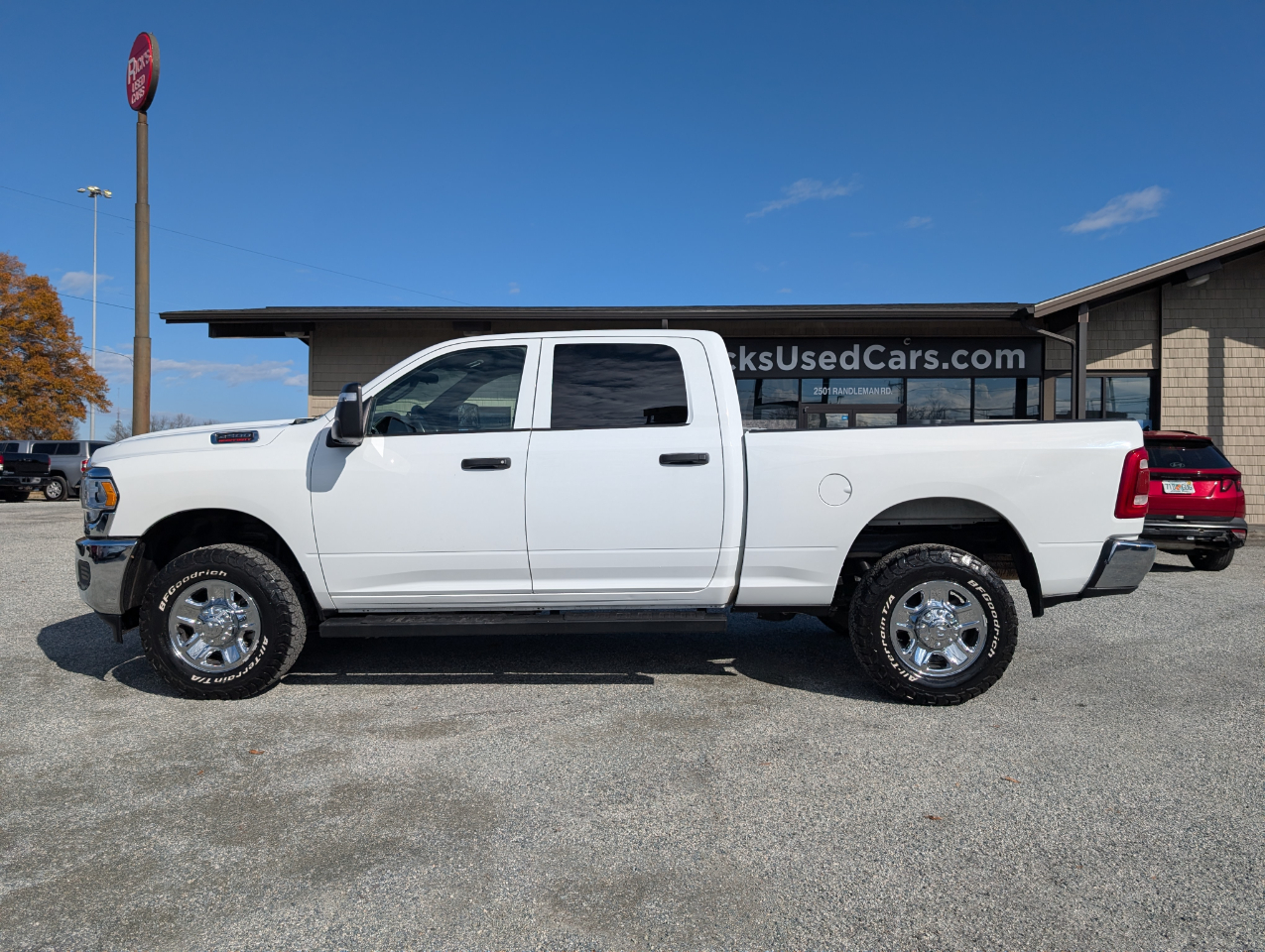 RAM 2500 Tradesman Crew Cab 4WD 2023
