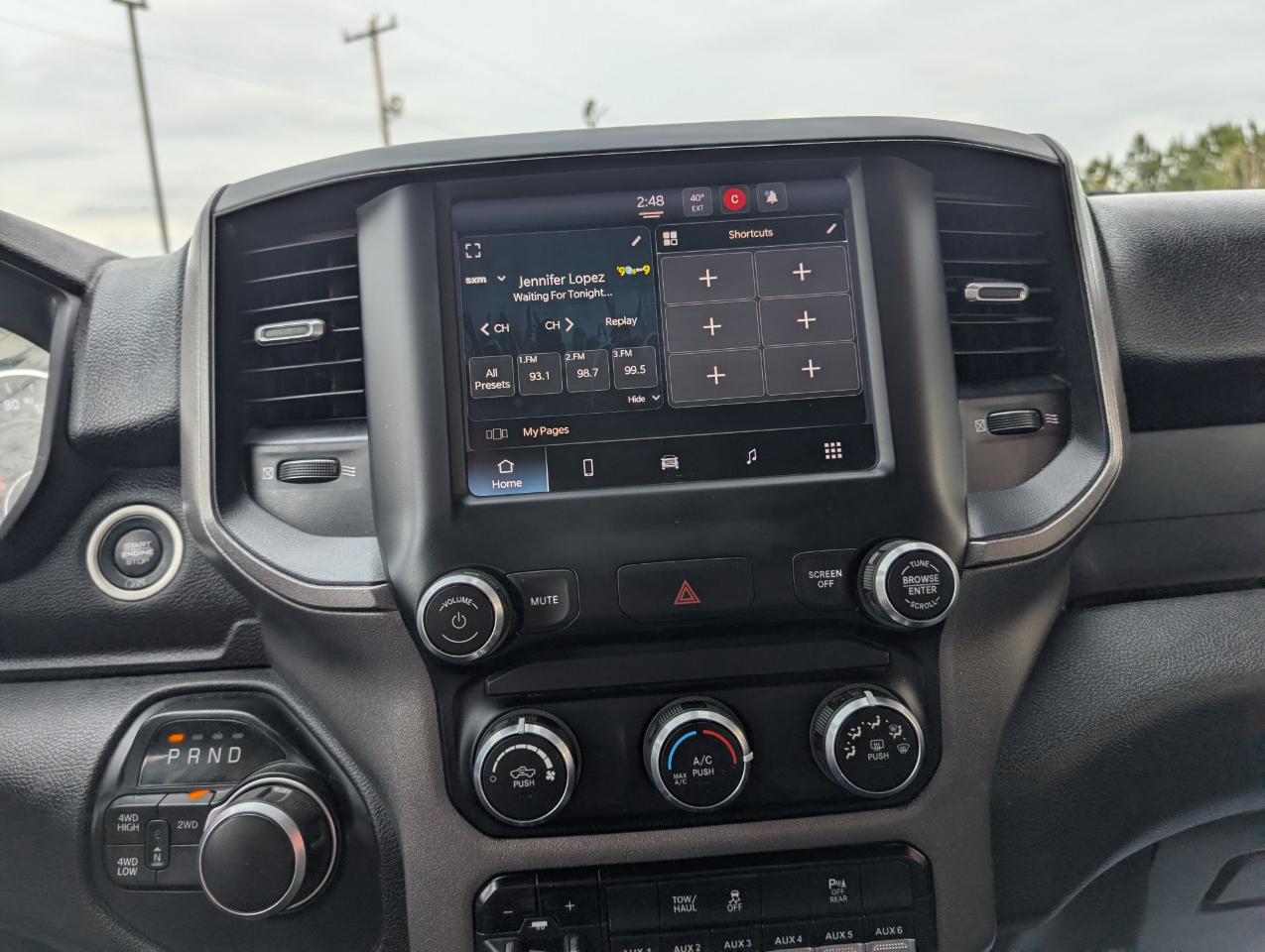 RAM 2500 Tradesman Crew Cab 4WD 2022