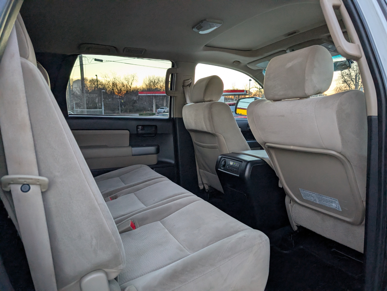 Toyota Sequoia SR5 4WD 2013