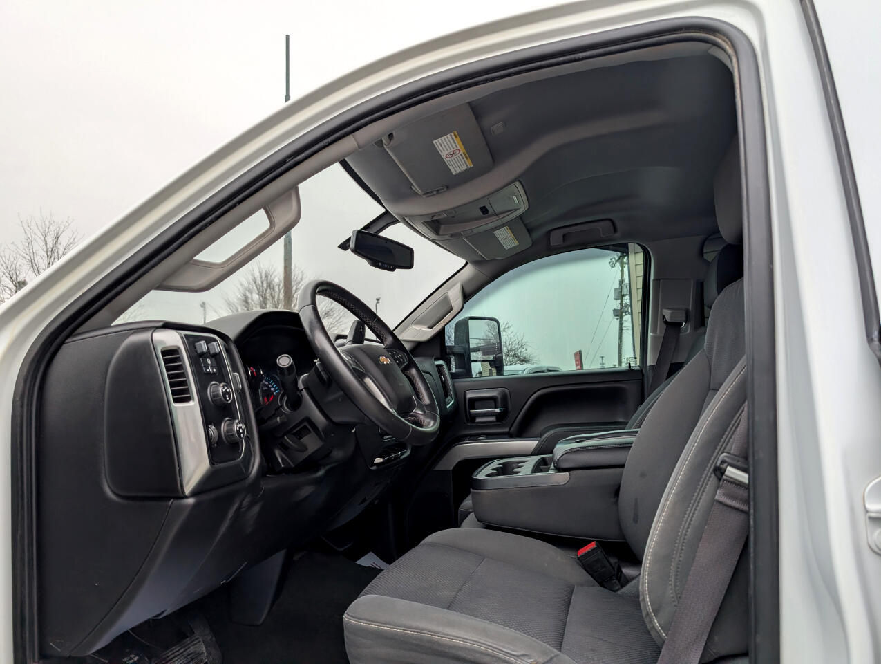 Chevrolet Silverado 2500HD LT Crew Cab 4WD 2015