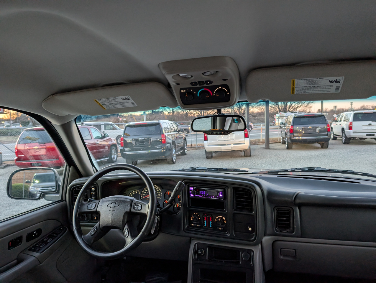 Chevrolet Suburban 1500 4WD 2006