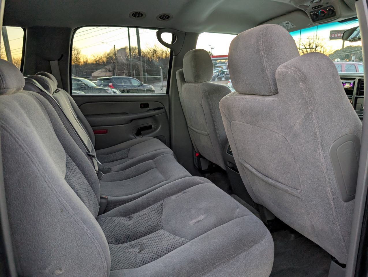 Chevrolet Suburban 1500 4WD 2006