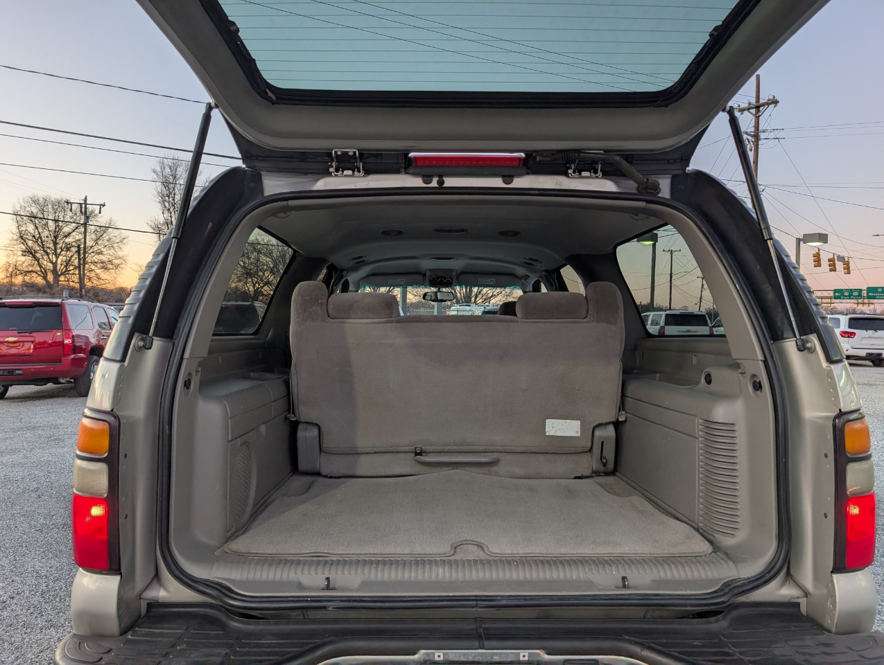 Chevrolet Suburban 1500 4WD 2006