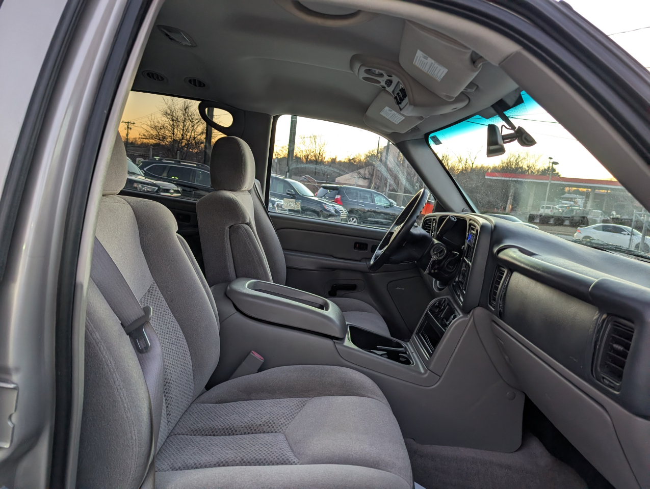 Chevrolet Suburban 1500 4WD 2006