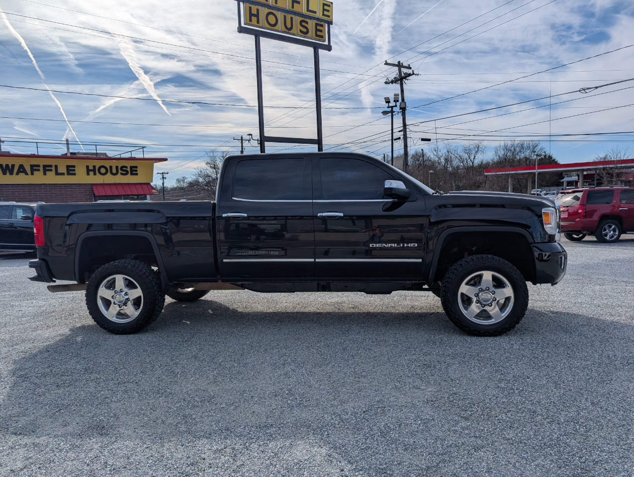 GMC Sierra 2500HD Denali Crew Cab 4WD 2015