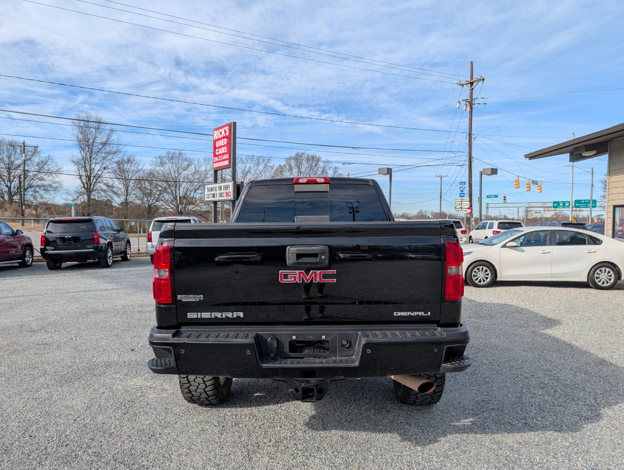 GMC Sierra 2500HD Denali Crew Cab 4WD 2015