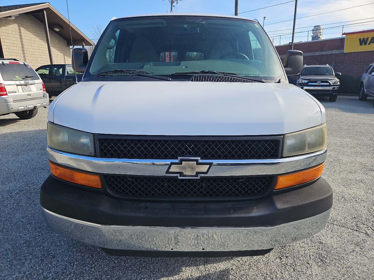 Chevrolet Express Passenger  2011