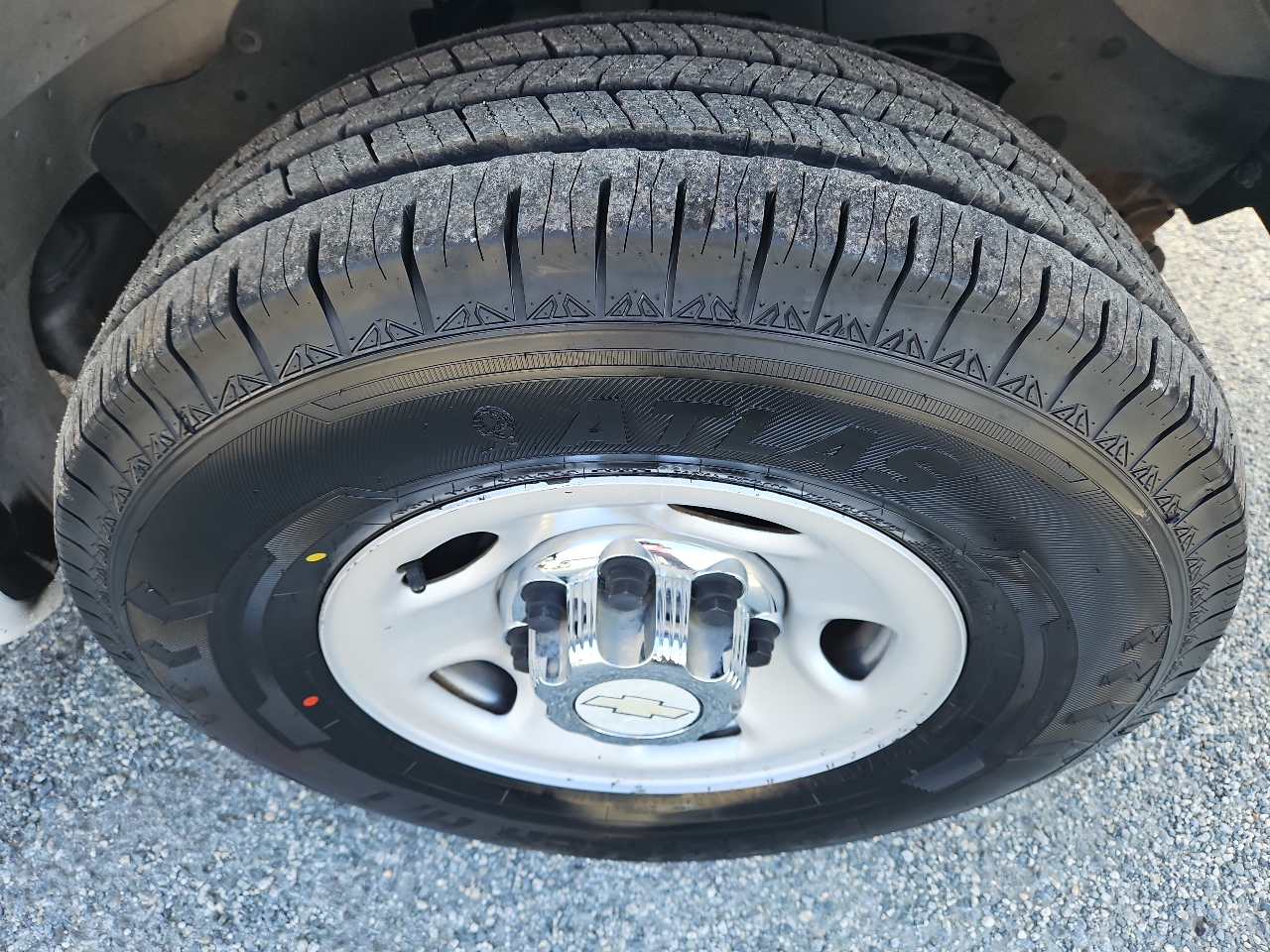 Chevrolet Express Passenger  2011