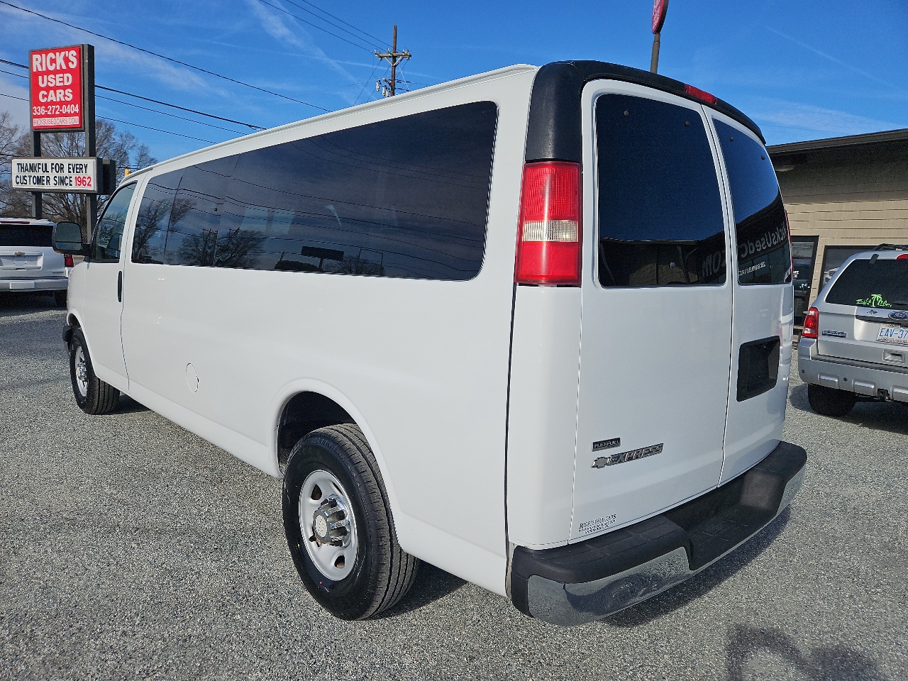 Chevrolet Express Passenger  2011