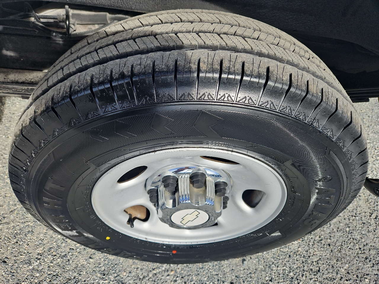 Chevrolet Express Passenger  2011