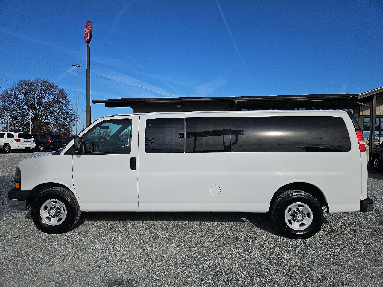 Chevrolet Express Passenger  2011