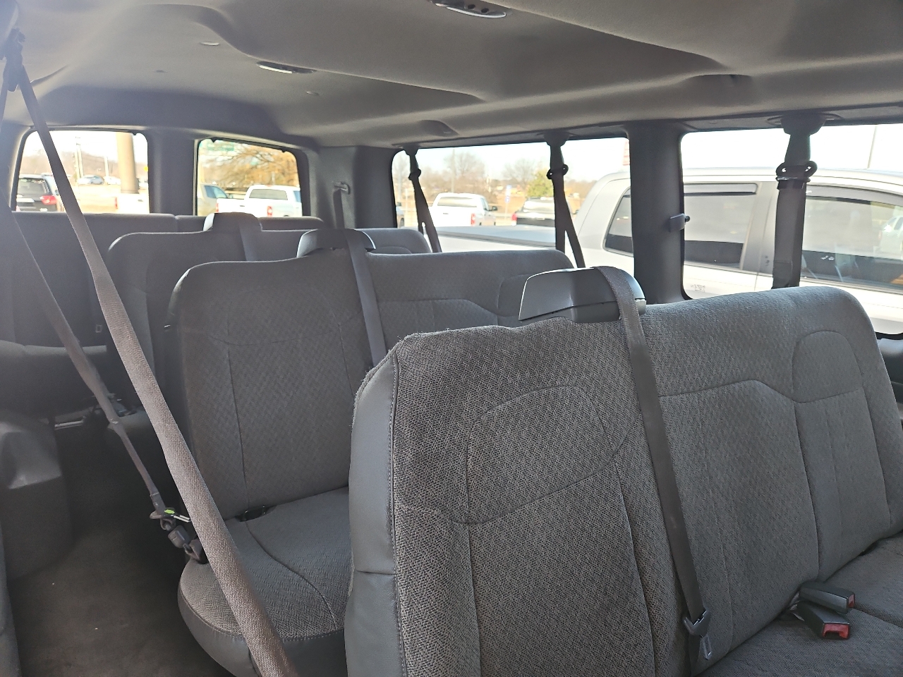 Chevrolet Express Passenger  2011