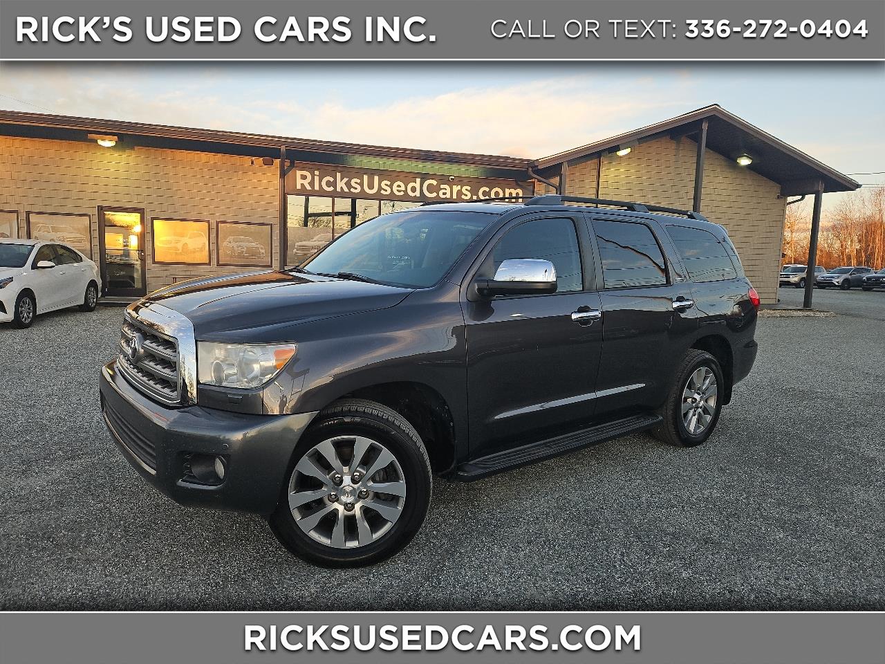 2013 Toyota Sequoia Limited's photo