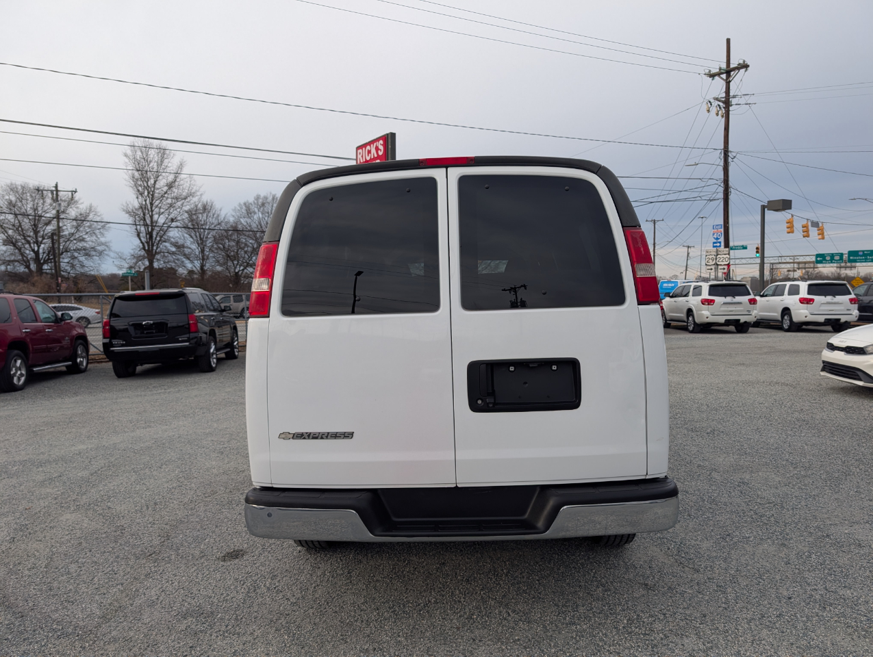 Chevrolet Express Passenger  2017
