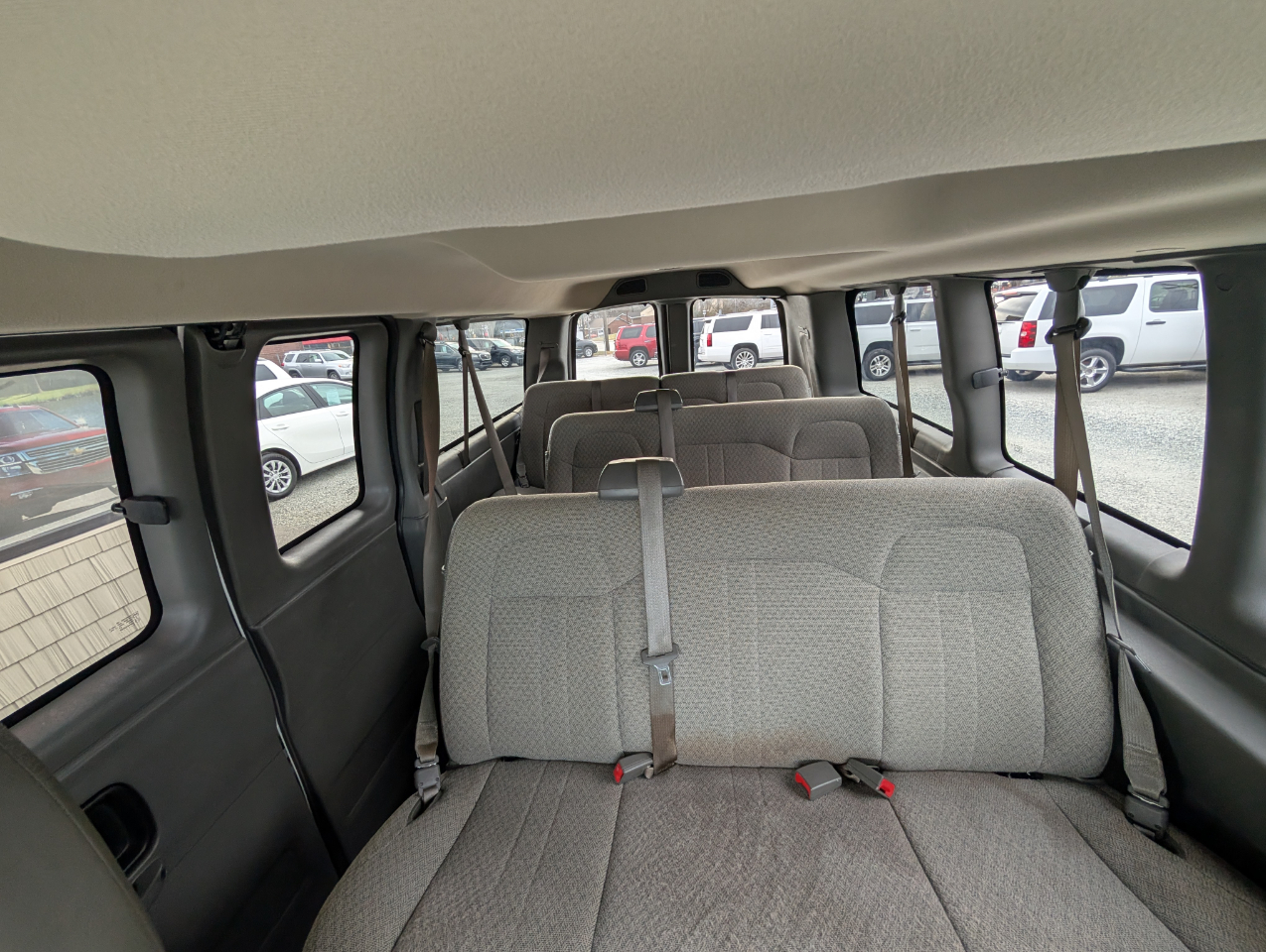 Chevrolet Express Passenger  2017